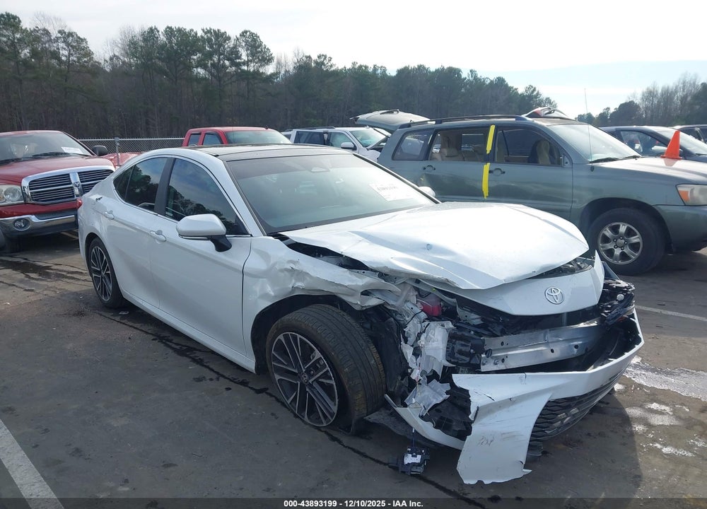 2025 TOYOTA CAMRY XLE VIN: 4T1DAACK8SU169126