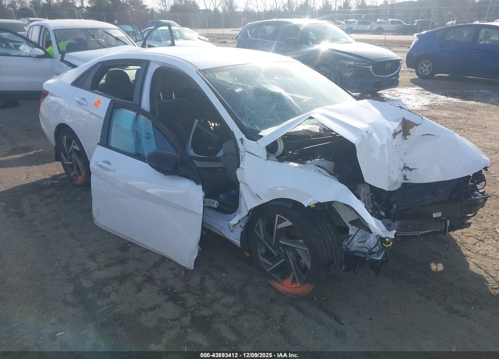 2025 HYUNDAI ELANTRA SEL SPORT VIN: KMHLM4DG2SU964378