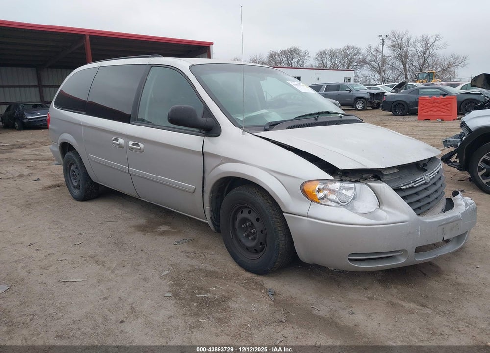 2007 CHRYSLER TOWN & COUNTRY LX VIN: 2A4GP44RX7R160780