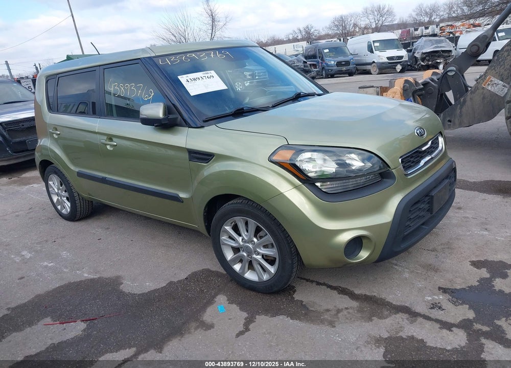 2012 KIA SOUL + VIN: KNDJT2A65C7412601
