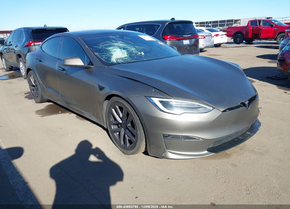 2021 TESLA MODEL S PLAID TRI MOTOR ALL-WHEEL DRIVE VIN: 5YJSA1E62MF447669