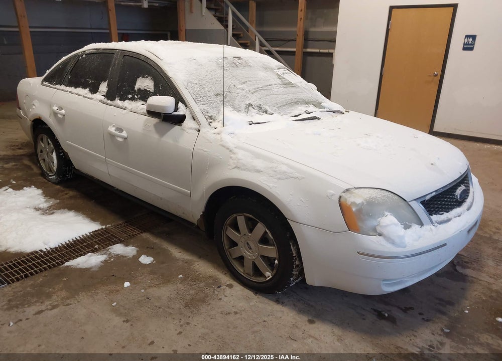 2005 FORD FIVE HUNDRED SE VIN: 1FAFP23105G188951