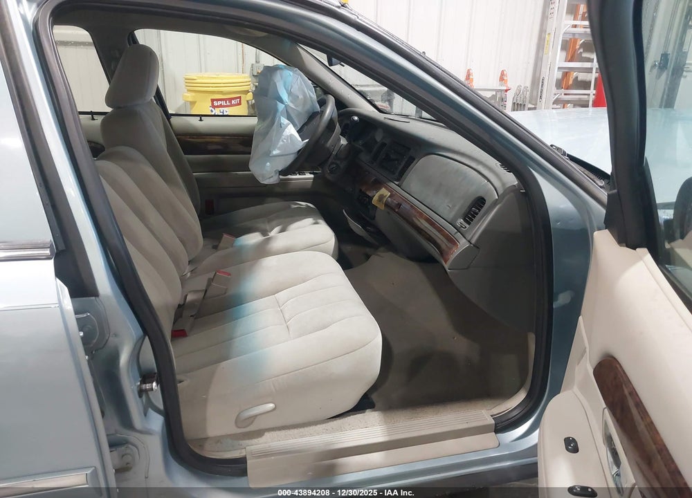 2008 MERCURY GRAND MARQUIS GS VIN: 2MEFM74V28X615190