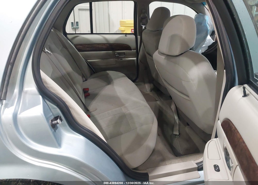 2008 MERCURY GRAND MARQUIS GS VIN: 2MEFM74V28X615190