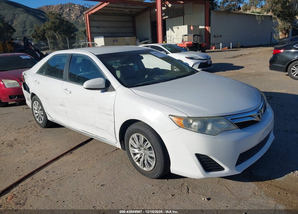 2013 TOYOTA CAMRY LE VIN: 4T1BF1FK0DU284892