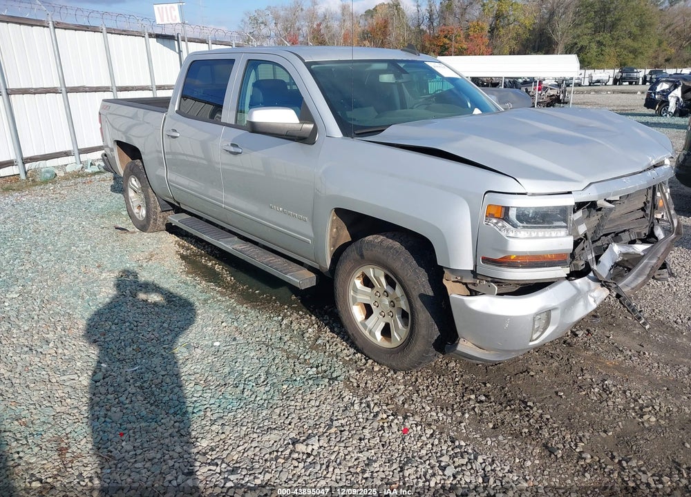 2017 CHEVROLET SILVERADO 1500 2LT VIN: 3GCUKREC5HG213102