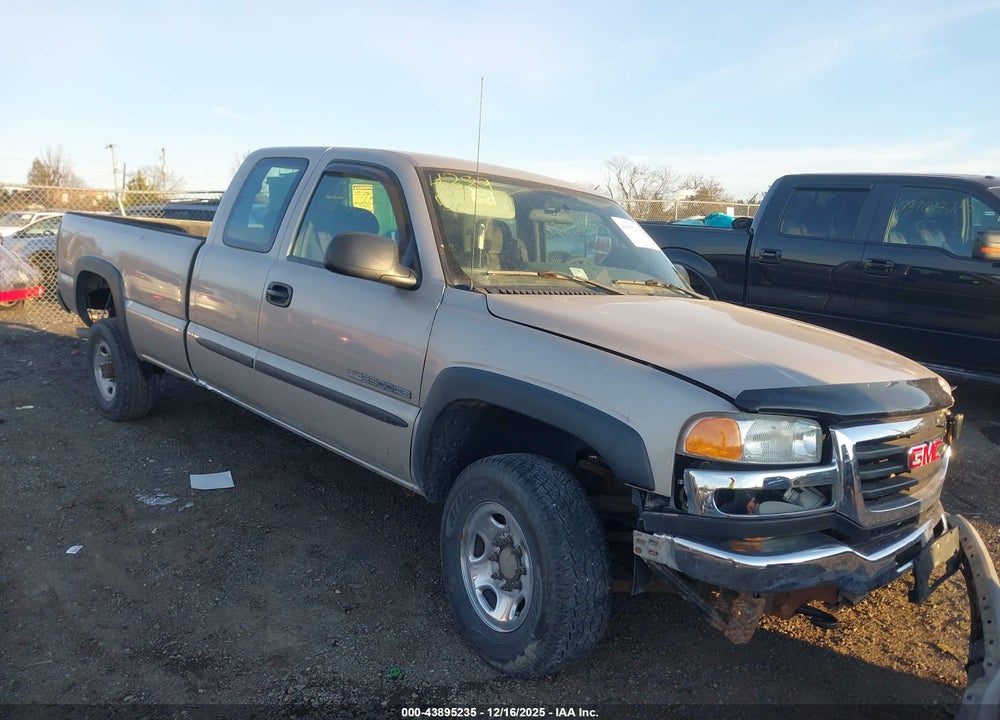 2004 GMC SIERRA 2500HD VIN: 1GTHK29G54E227900