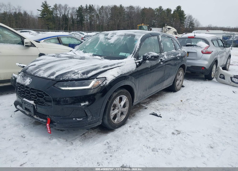 2024 HONDA HR-V AWD LX VIN: 3CZRZ2H38RM767252