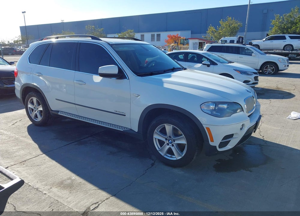 2013 BMW X5 VIN: 5UXZW0C51D0B90640
