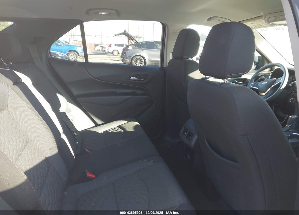 2018 CHEVROLET EQUINOX LT VIN: 2GNAXJEV0J6338833