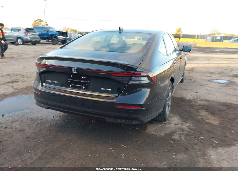 2025 HONDA ACCORD HYBRID EX-L VIN: 1HGCY2F60SA082999