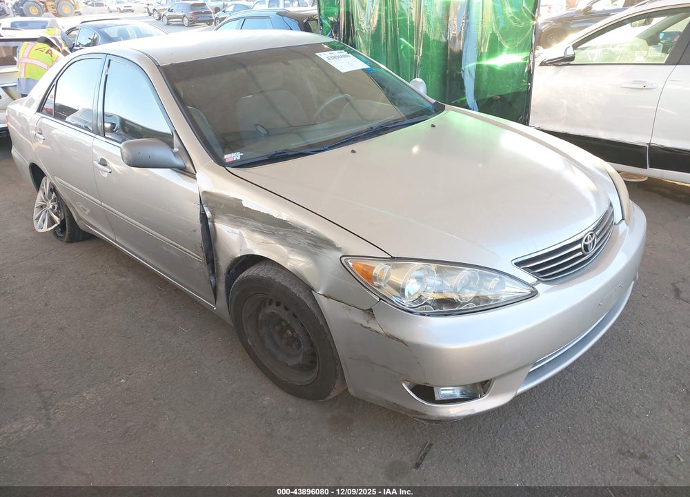 2005 TOYOTA CAMRY LE VIN: 4T1BE32K75U421140