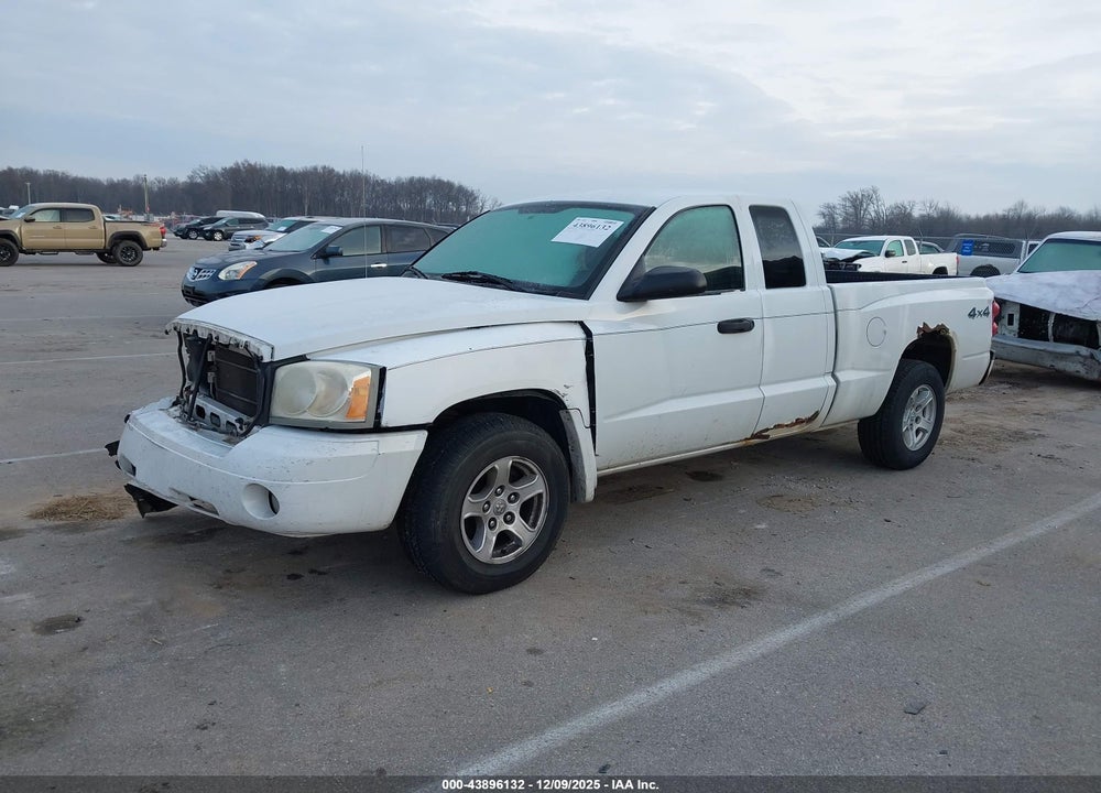 2007 DODGE DAKOTA SLT VIN: 1D7HW42K07S136415