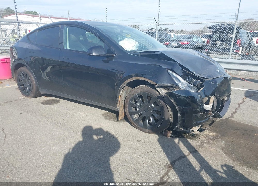 2021 TESLA MODEL Y LONG RANGE DUAL MOTOR ALL-WHEEL DRIVE VIN: 5YJYGDEE7MF141133