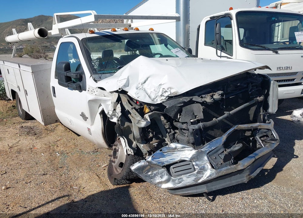 2015 FORD F-350 CHASSIS XL VIN: 1FDRF3GT0FED55099