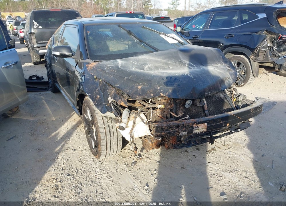 2011 SCION TC VIN: JTKJF5C78B3016904