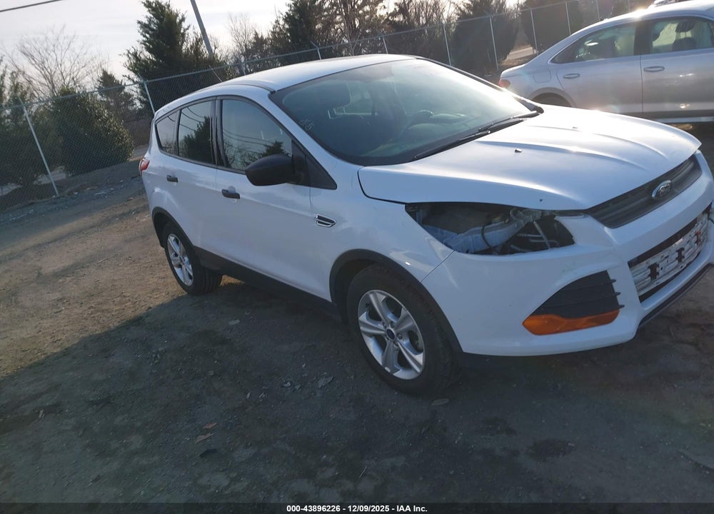 2016 FORD ESCAPE S VIN: 1FMCU0F75GUB31994