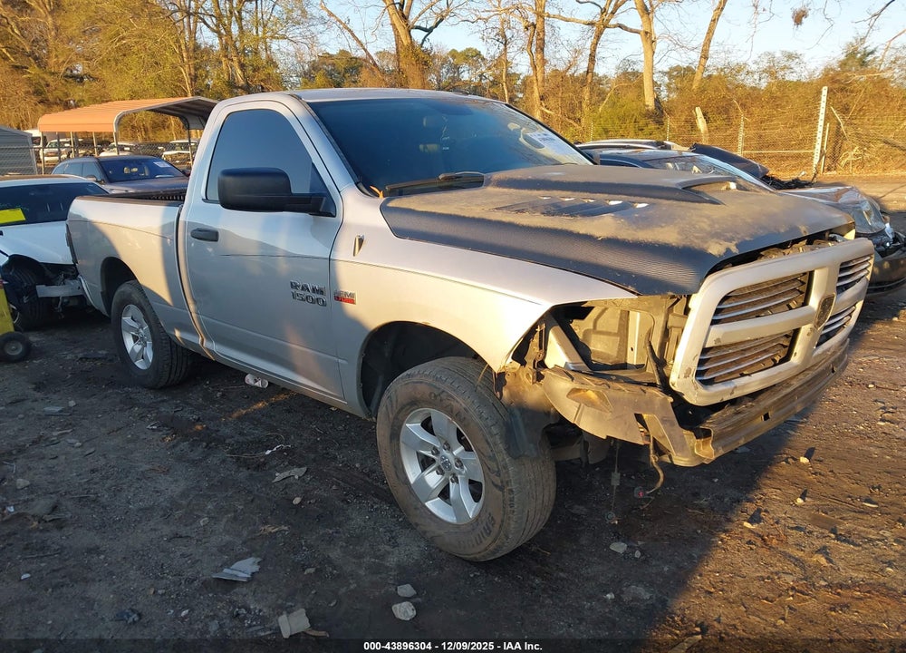 2015 RAM 1500 EXPRESS VIN: 3C6JR6AT4FG665677