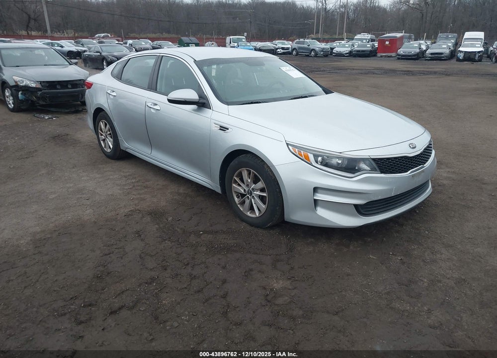 2018 KIA OPTIMA LX VIN: 5XXGT4L32JG196445