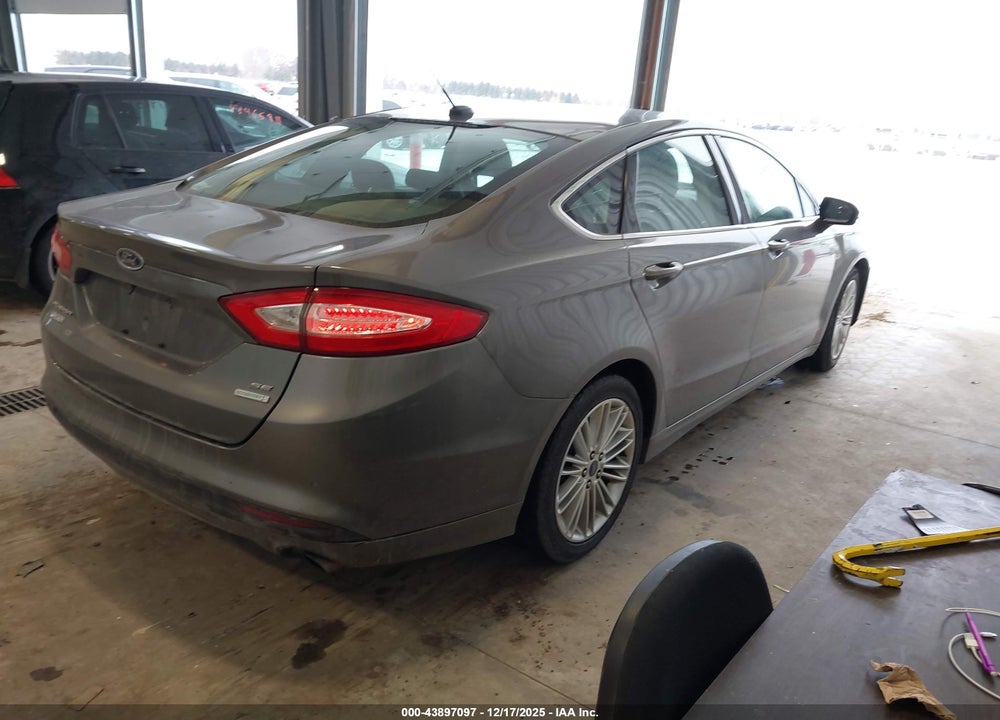 2013 FORD FUSION SE VIN: 3FA6P0HRXDR192483