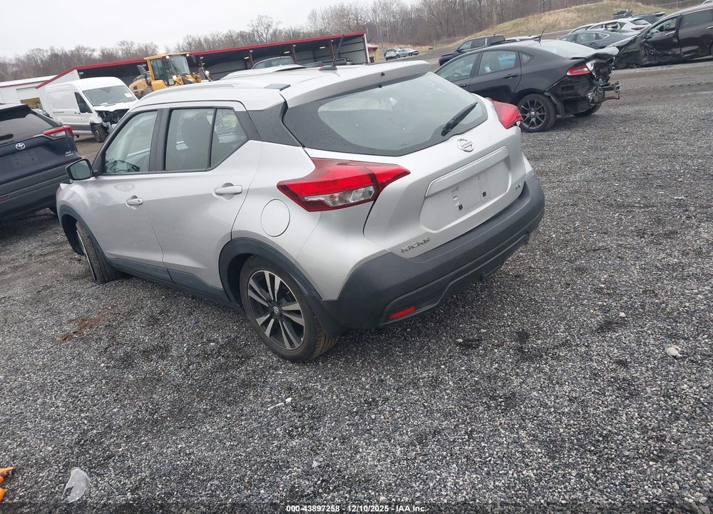 2019 NISSAN KICKS SV VIN: 3N1CP5CU8KL514255