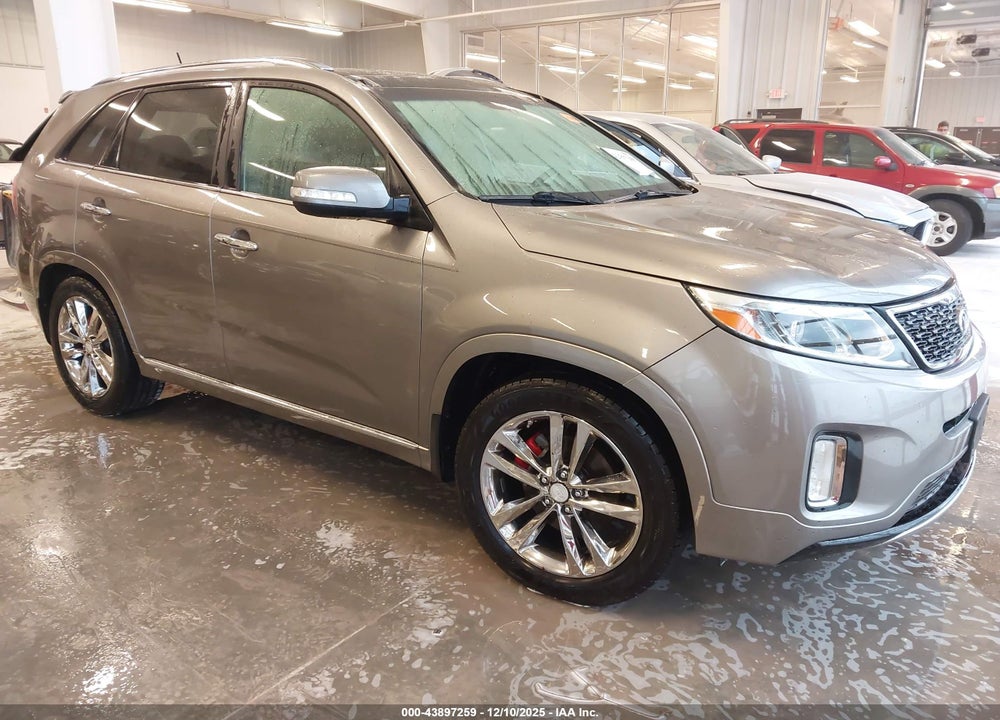 2015 KIA SORENTO LIMITED V6 VIN: 5XYKW4A7XFG610291