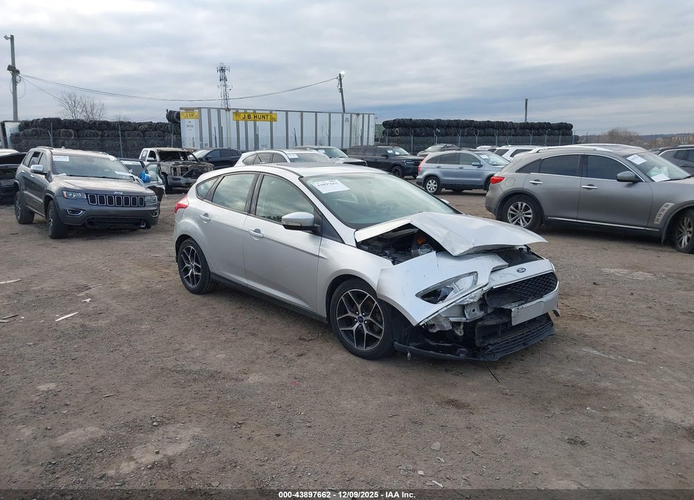 2017 FORD FOCUS SEL VIN: 1FADP3M26HL207826