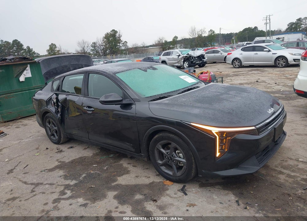 2025 KIA K4 LXS VIN: 3KPFT4DE2SE046468