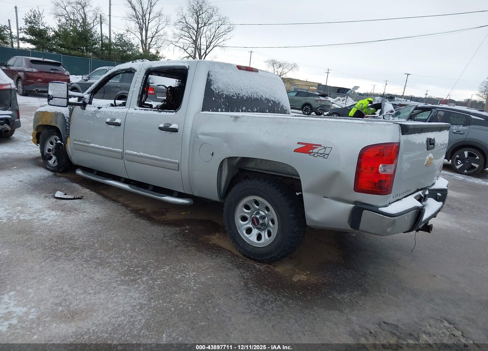 2013 CHEVROLET SILVERADO 1500 LT VIN: 3GCPKSE76DG197297