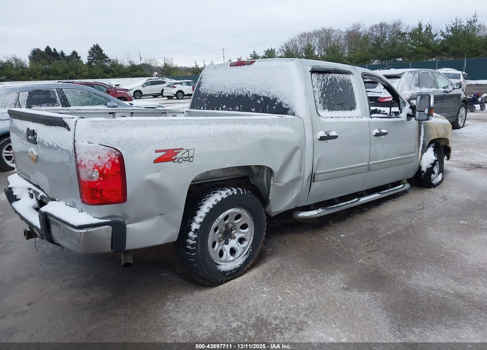 2013 CHEVROLET SILVERADO 1500 LT VIN: 3GCPKSE76DG197297