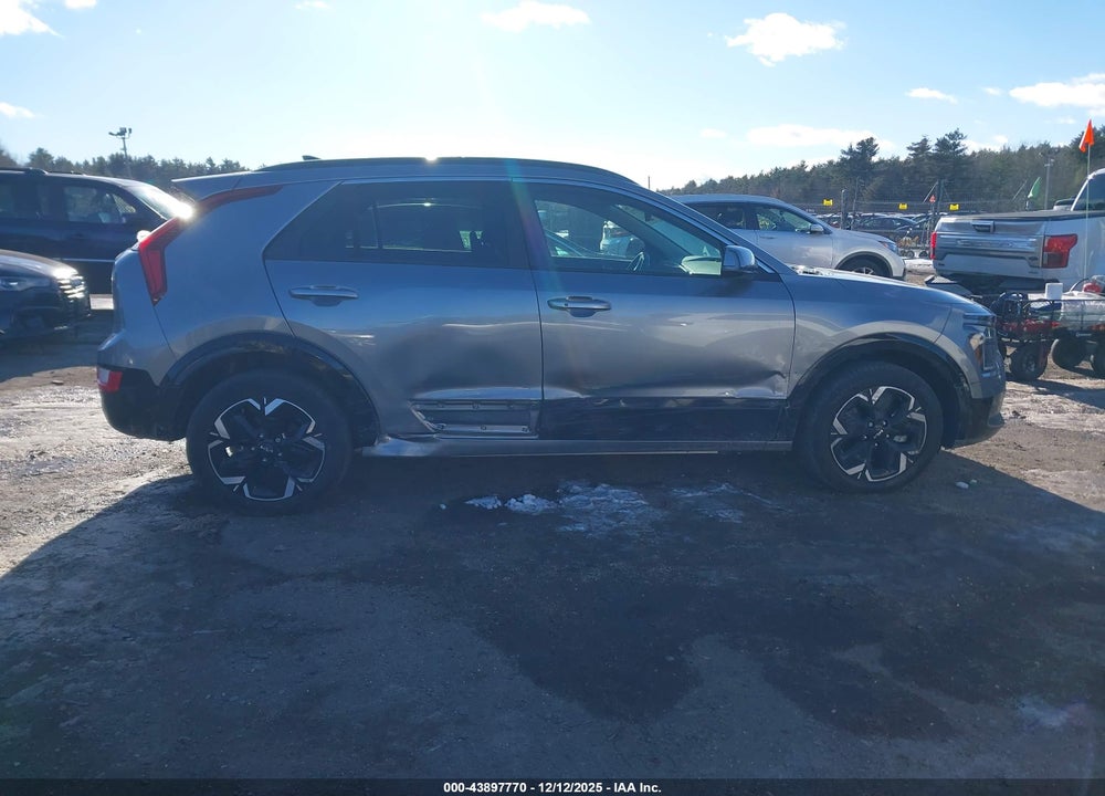 2023 KIA NIRO EV WIND VIN: KNDCR3L17P5039707