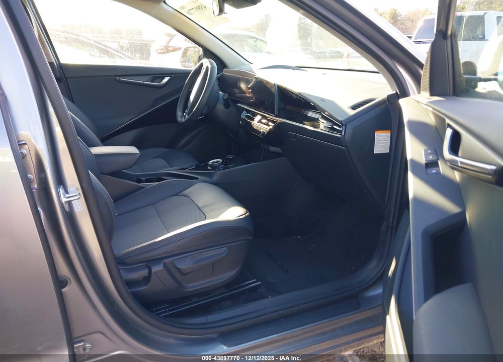 2023 KIA NIRO EV WIND VIN: KNDCR3L17P5039707