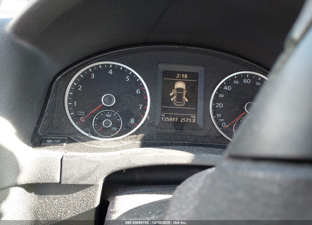 2013 VOLKSWAGEN TIGUAN S VIN: WVGAV3AX1DW624424