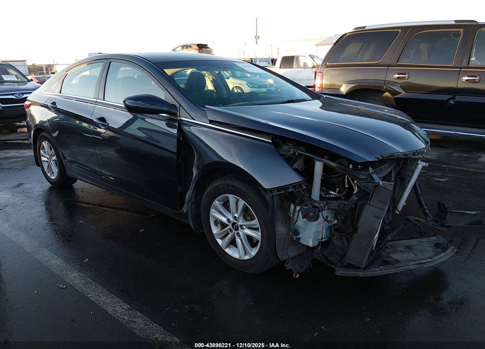 2013 HYUNDAI SONATA GLS VIN: 5NPEB4AC0DH641173
