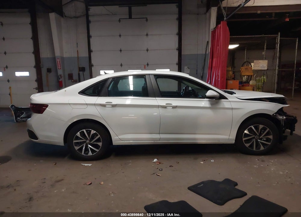 2025 VOLKSWAGEN JETTA 1.5T S VIN: 3VW5X7BU3SM103324