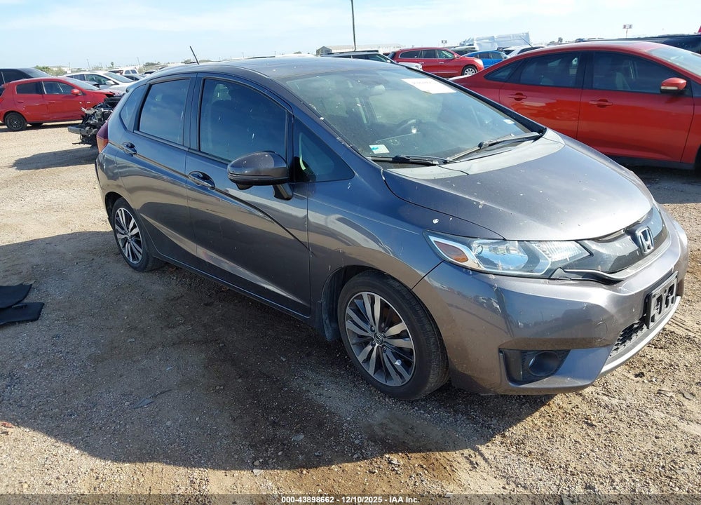 2015 HONDA FIT VIN: 3HGGK5H83FM774301