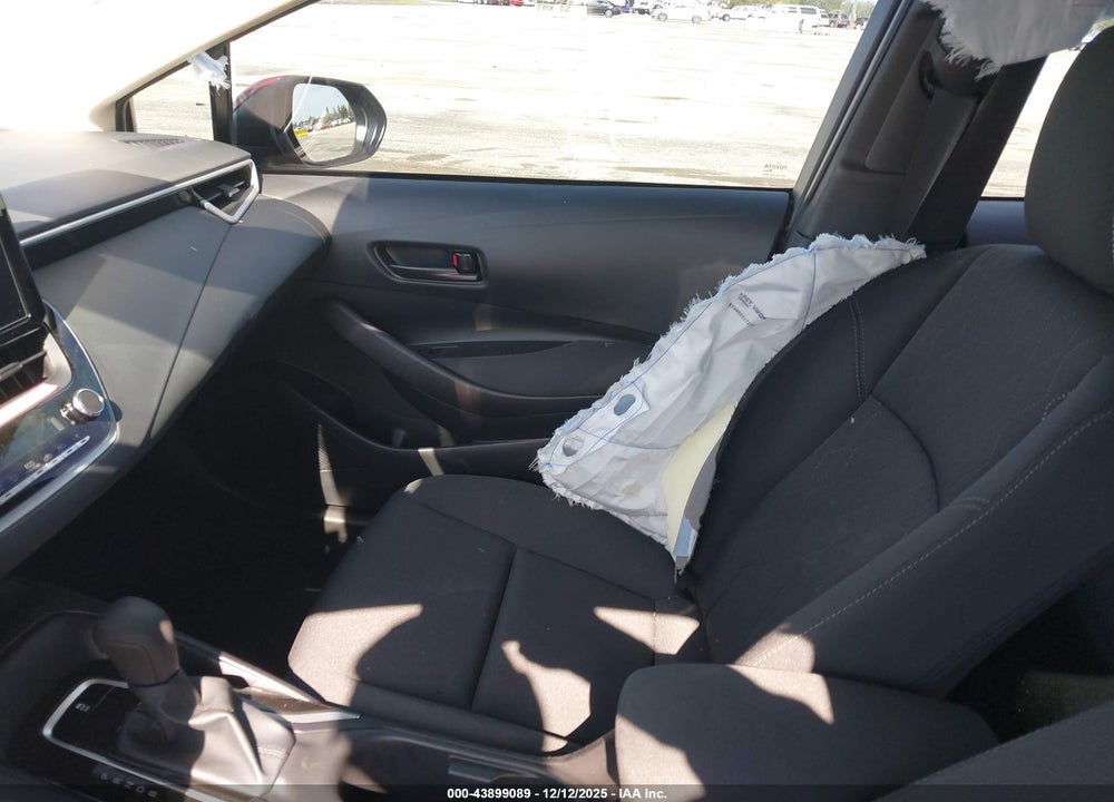 2026 TOYOTA COROLLA LE VIN: 5YFB4MDEXTP371543
