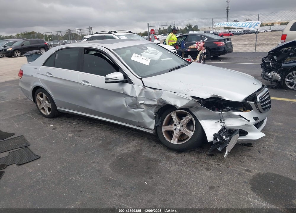 2014 MERCEDES-BENZ E 350 VIN: WDDHF5KB6EA957107