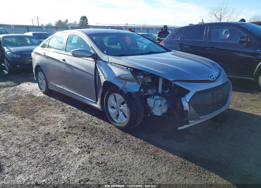 2013 HYUNDAI SONATA HYBRID VIN: KMHEC4A44DA070554