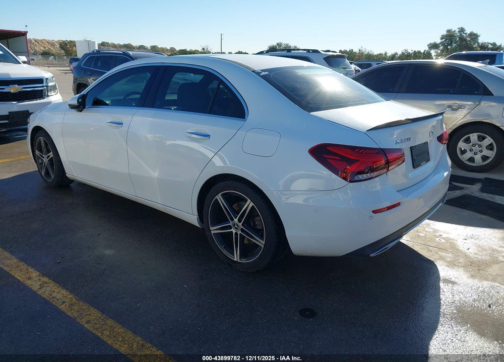 2019 MERCEDES-BENZ A 220 VIN: WDD3G4EB4KW030814