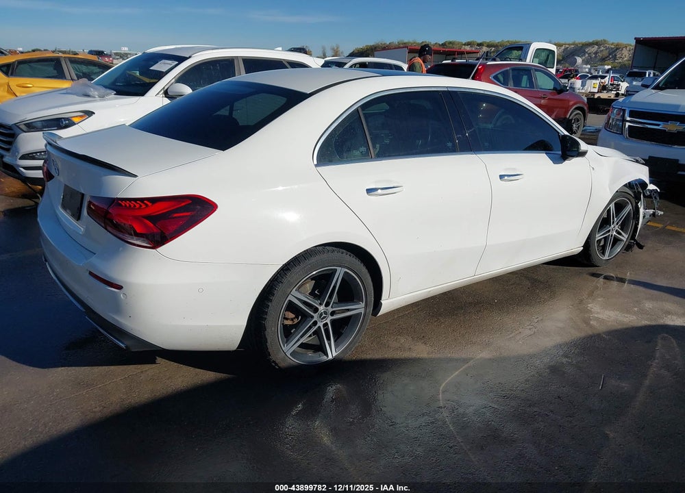 2019 MERCEDES-BENZ A 220 VIN: WDD3G4EB4KW030814