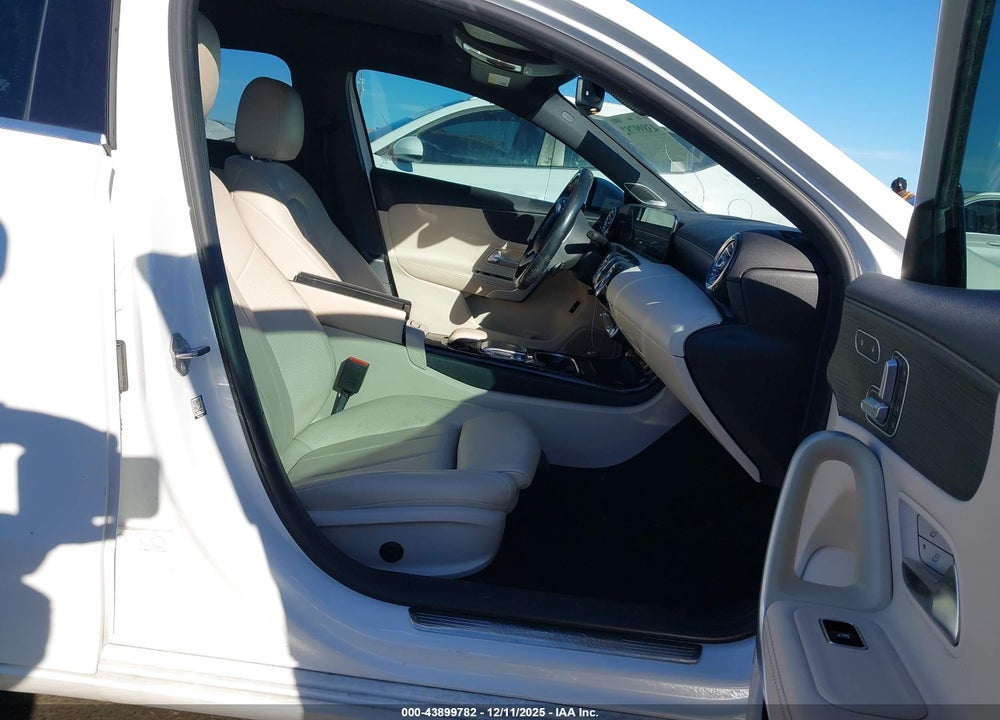 2019 MERCEDES-BENZ A 220 VIN: WDD3G4EB4KW030814