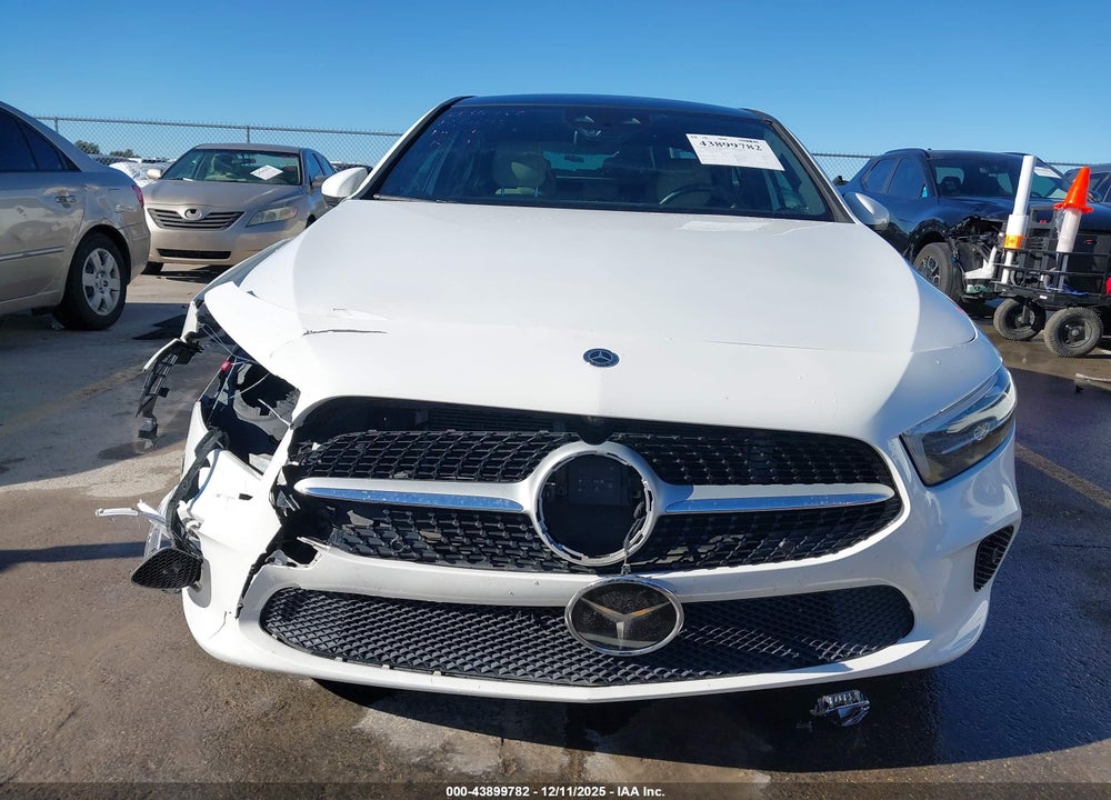 2019 MERCEDES-BENZ A 220 VIN: WDD3G4EB4KW030814