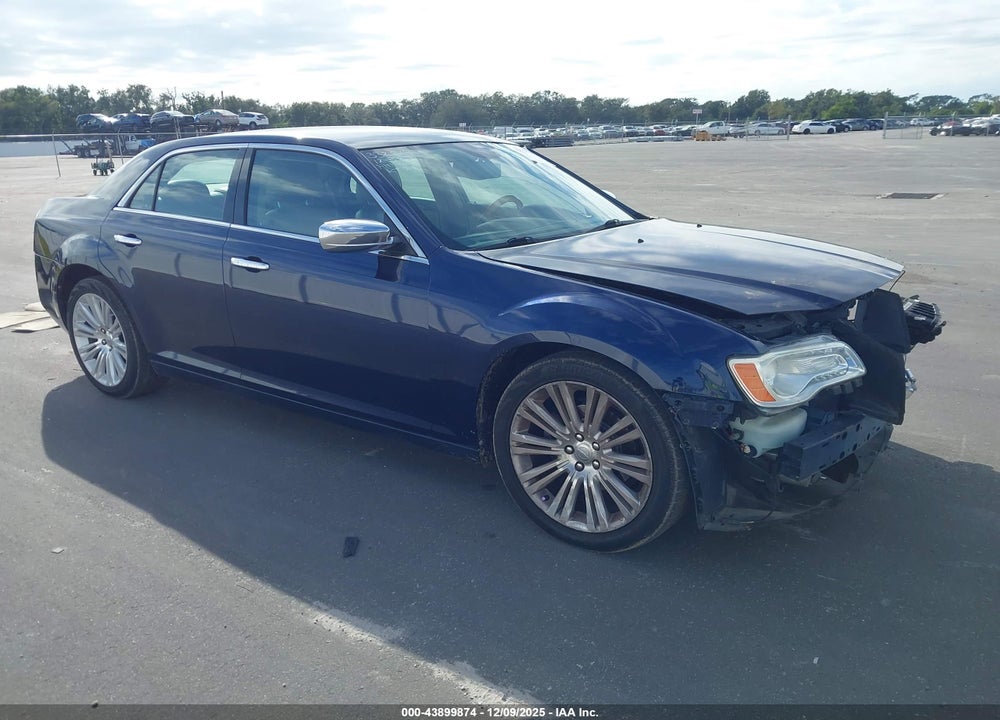 2013 CHRYSLER 300C VIN: 2C3CCAEG5DH561476