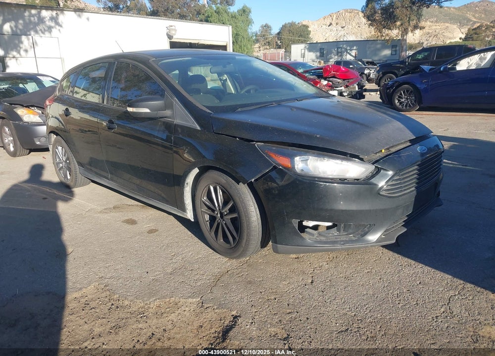 2017 FORD FOCUS SE VIN: 1FADP3K21HL246830