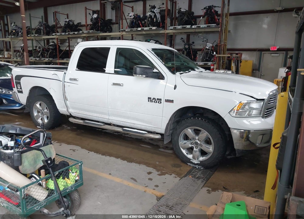 2015 RAM 1500 BIG HORN VIN: 1C6RR7LT9FS775302