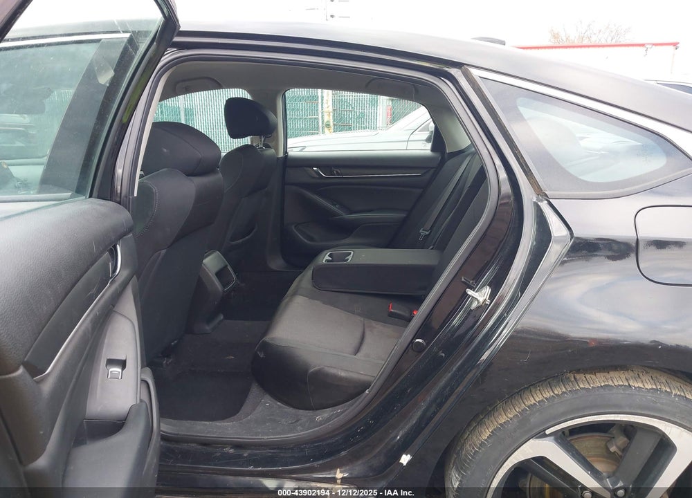 2018 HONDA ACCORD LX VIN: 1HGCV1F16JA266415