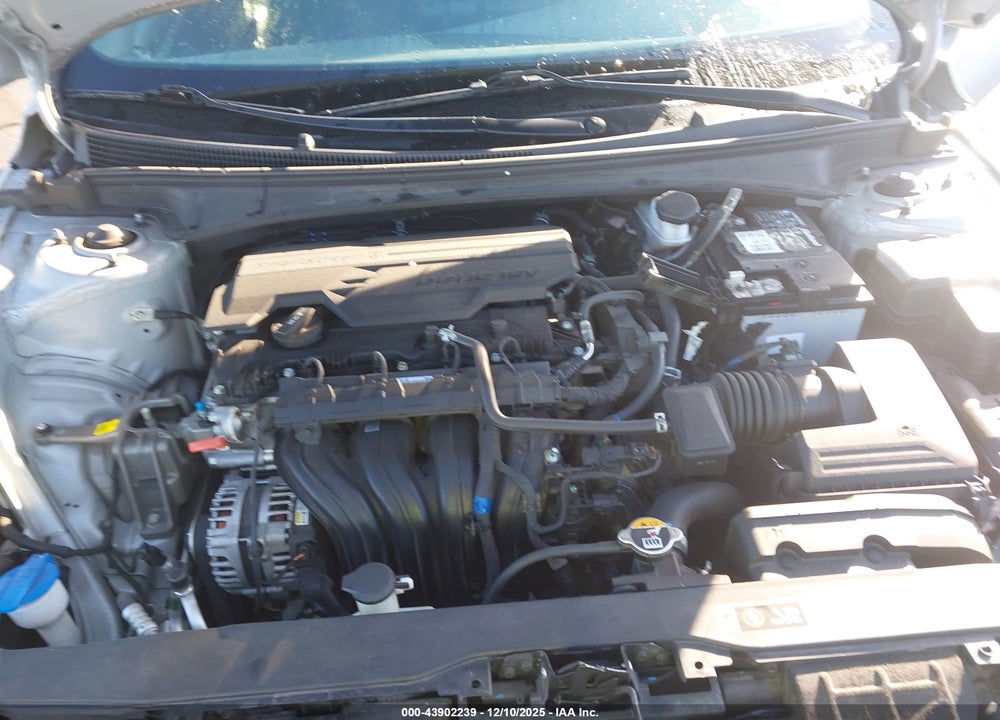 2022 HYUNDAI ELANTRA SEL VIN: 5NPLM4AG1NH083291