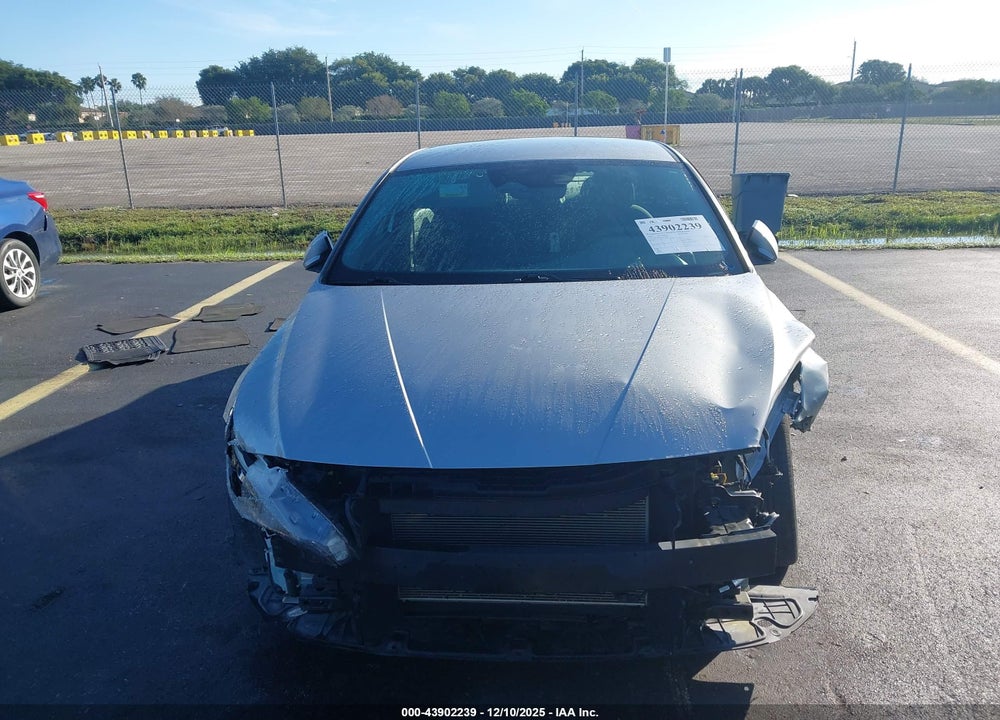 2022 HYUNDAI ELANTRA SEL VIN: 5NPLM4AG1NH083291