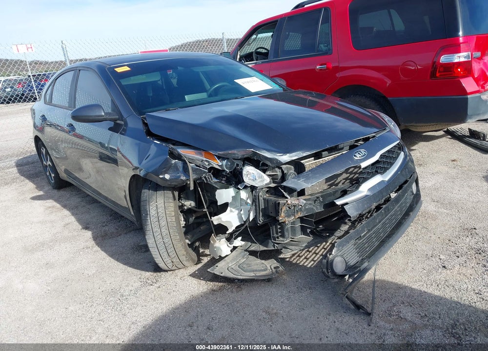 2021 KIA FORTE LXS VIN: 3KPF24AD9ME413853